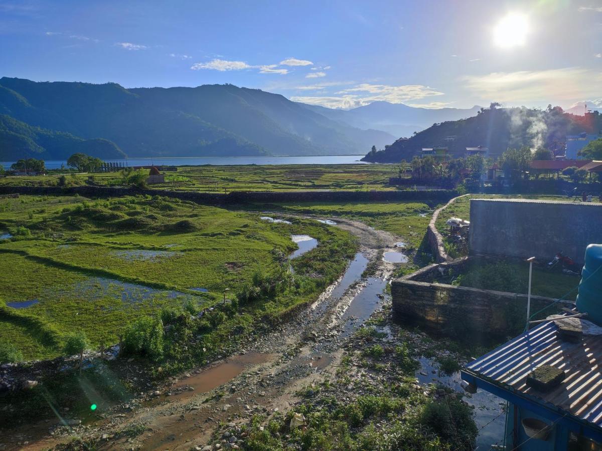 Tranquil Water Guest House Pokhara Ngoại thất bức ảnh