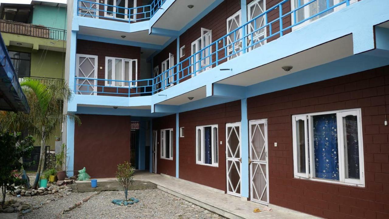 Tranquil Water Guest House Pokhara Ngoại thất bức ảnh
