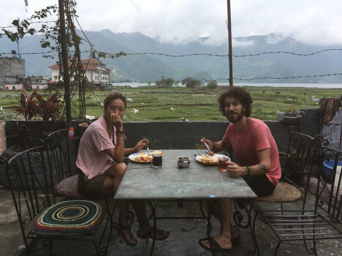 Tranquil Water Guest House Pokhara Ngoại thất bức ảnh